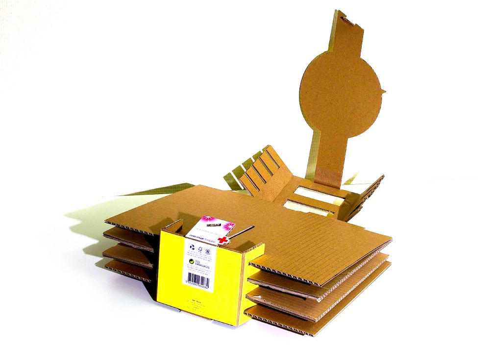 Uah^ × Wasara : Un packaging Kit Hanami ouvert